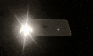Lanterna para celular: iluminação instantânea!