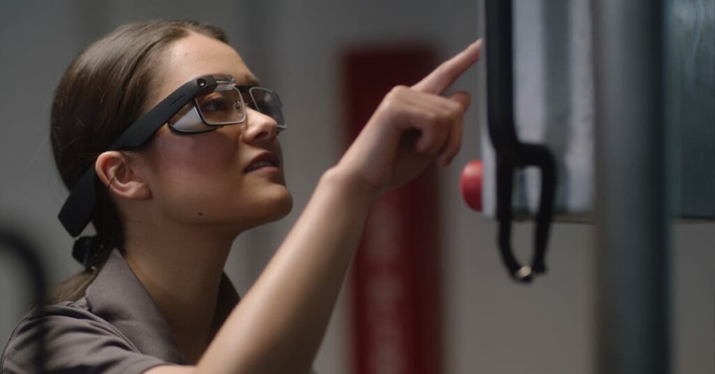 Rivoluzione ottica: i nuovi Google Glasses