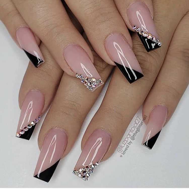 Unhas Perfeitas: Do Básico ao Glam!