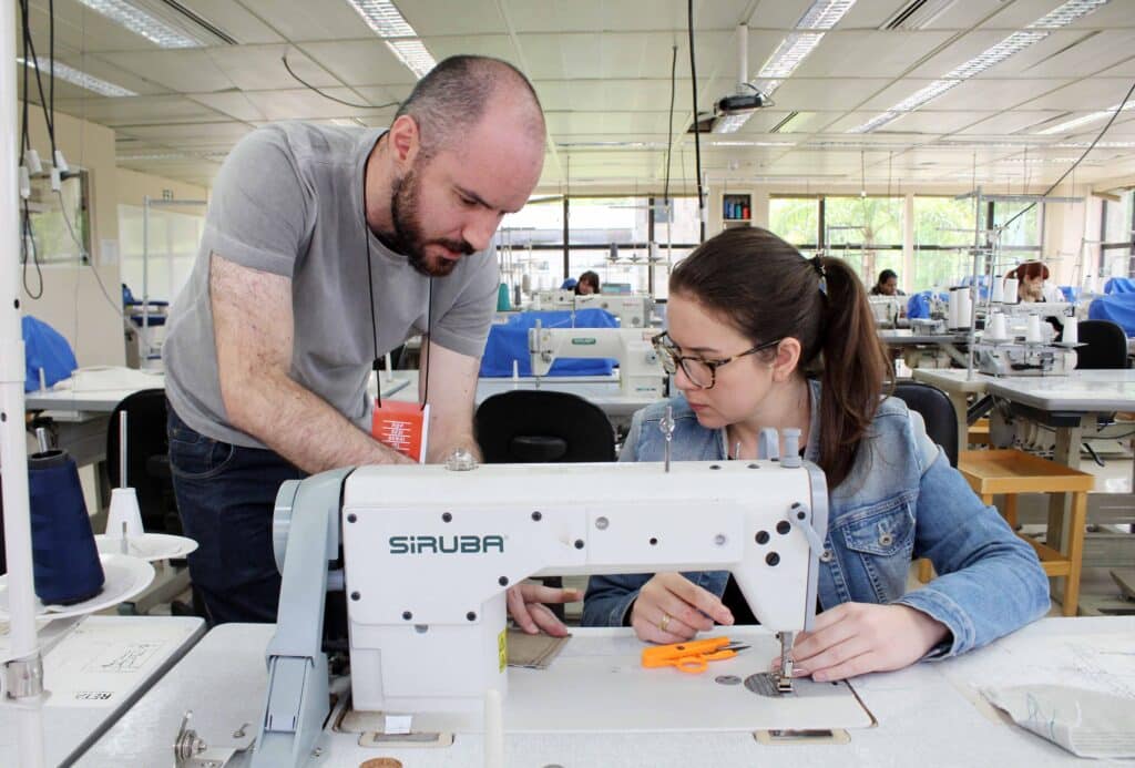 Costura Fácil: Curso Senac no Celular