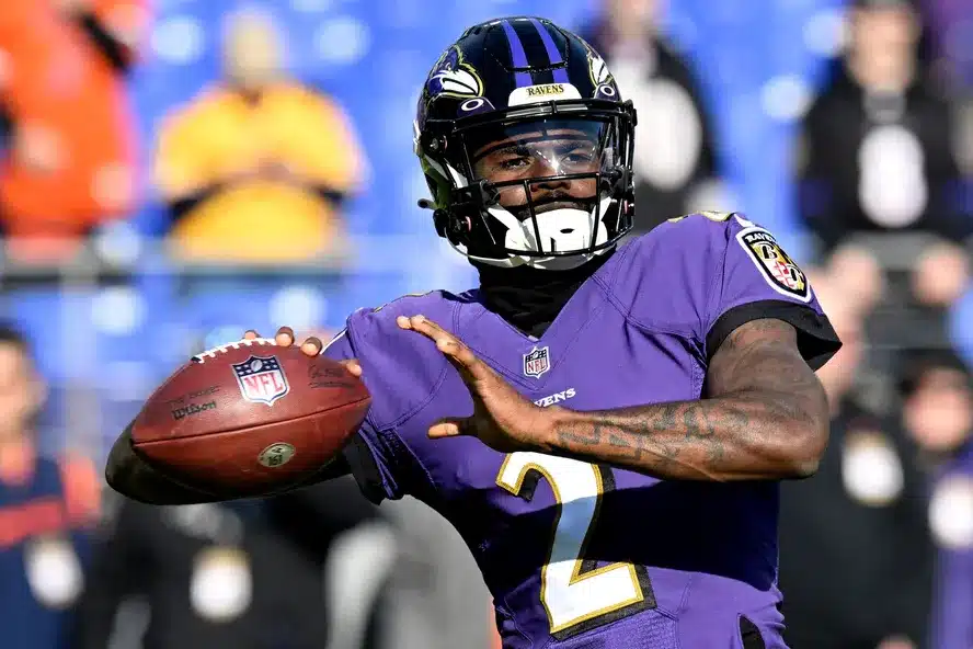 Baixe o app e veja a NFL